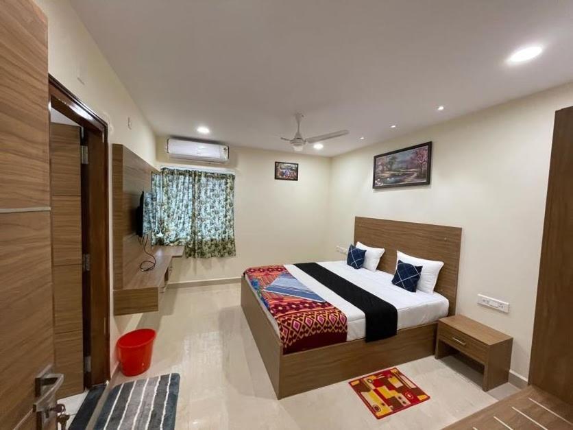 Srilakshmitulasiresidency Tirupati Exterior foto